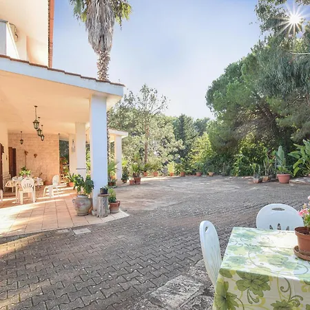 Nyaraló Trullo 1474 *