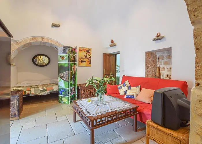 בית נופש Trullo 1474 צ'לייה מספיקה